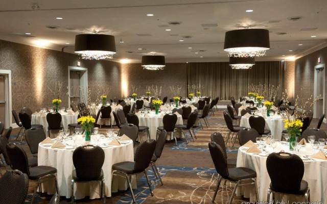 Radisson Blu Vancouver Airport Hotel & Marina