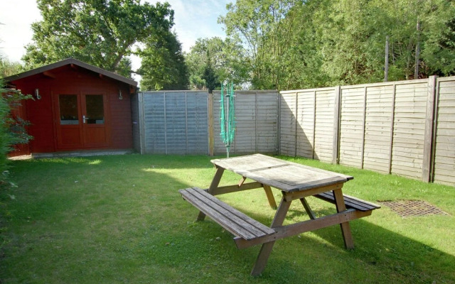 Cozy Holiday Home in Frittenden Kent With Garden