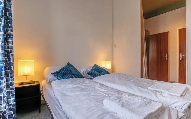 Vienna Spacious 2BR Apt Long Stay