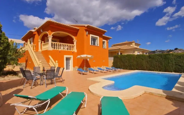 Villa - 4 Bedrooms with Pool and WiFi - 105014