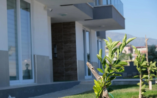 Yildiz Apart