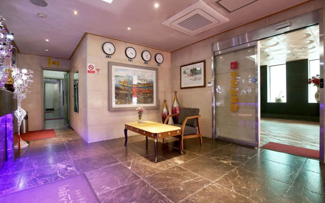 Cheonan Good Morning Hotel