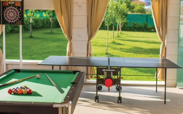 Luxury Villa Malo