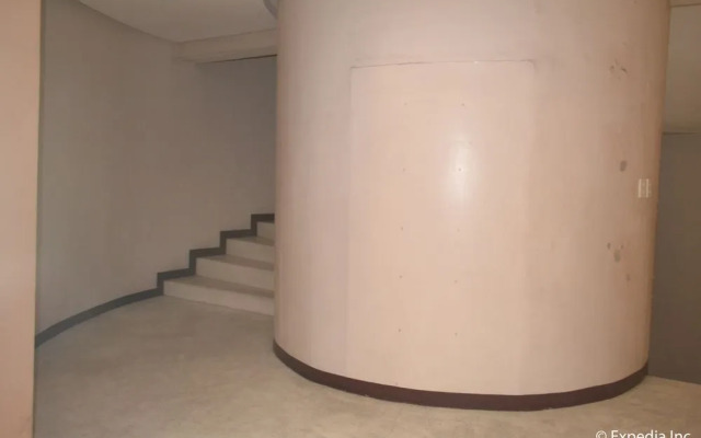 Princess Madison Hotel