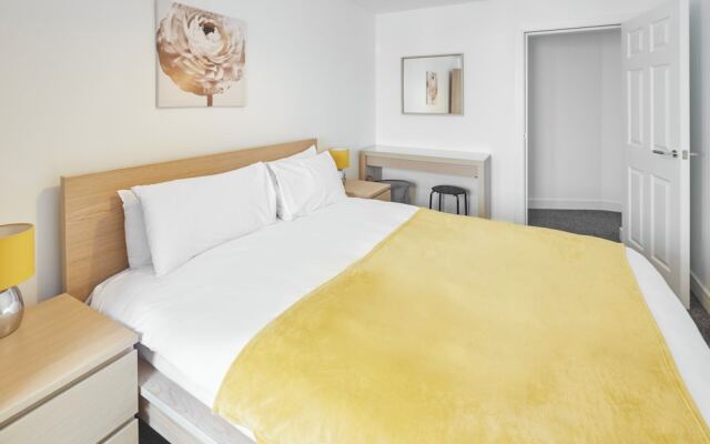 Host   Stay   Apartment 6  Skinningrove