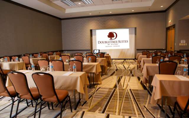 DoubleTree Suites by Hilton Raleigh - Durham