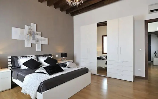 Best Venice Apartments