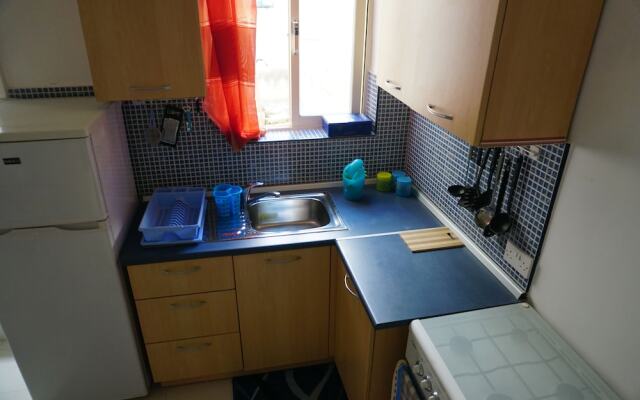 Excellent Location, Entire Apartment