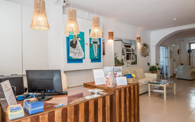 Apartamentos Ros