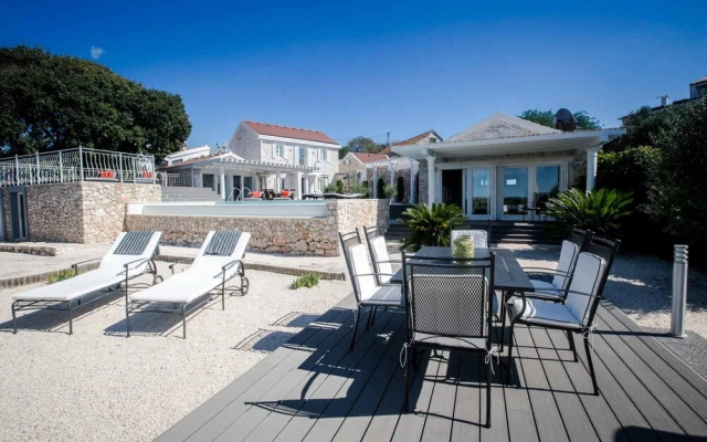 Villa Piccolo Mondo in Mali Drvenik