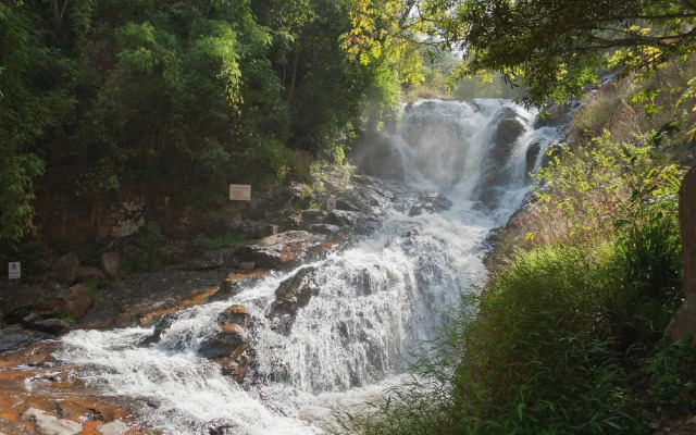 Isana Hotel Dalat