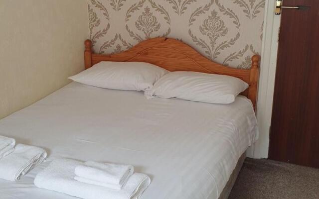 Hotel 242
