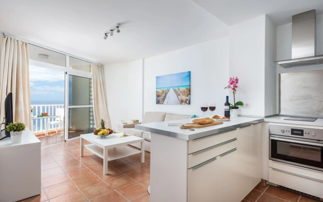 Y13C. Super view Las Americas