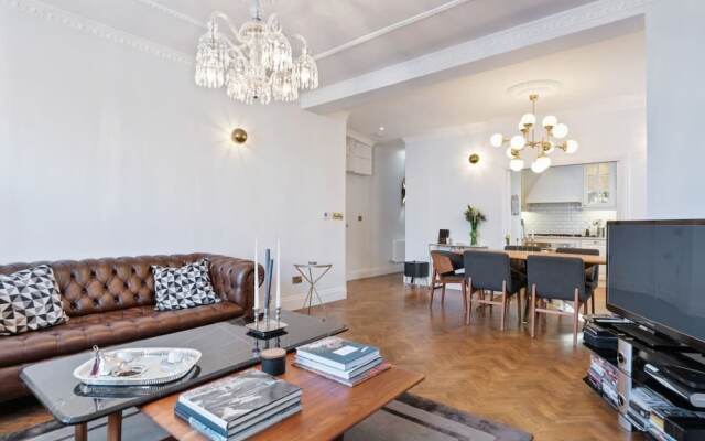 Stunning 2-bedroom Apartment in Chelsea