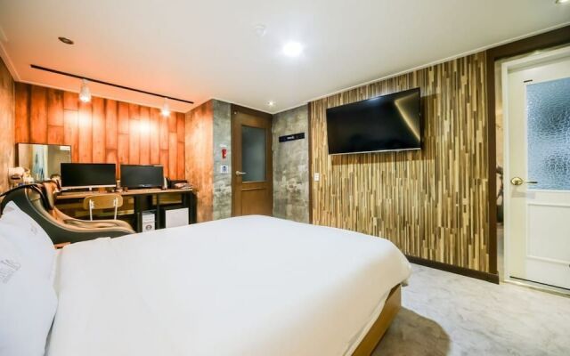 Changwon It'S Hotel