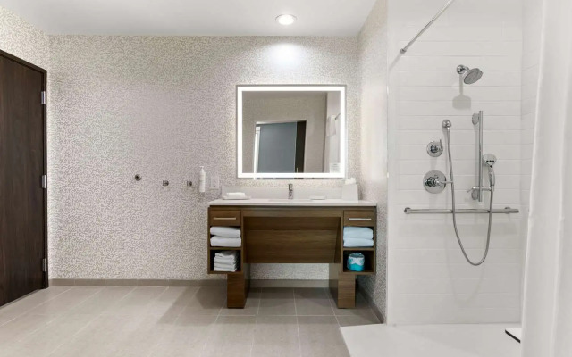 Home2 Suites by Hilton Phoenix Downtown 