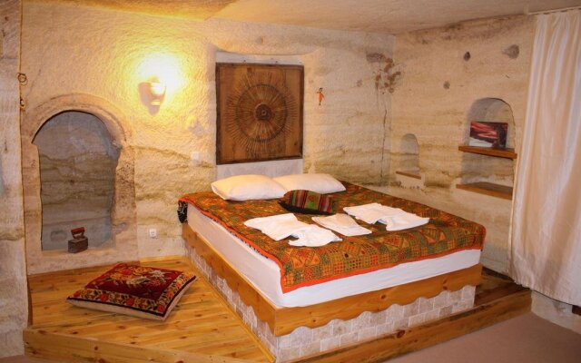 Natureland Cave Hotel