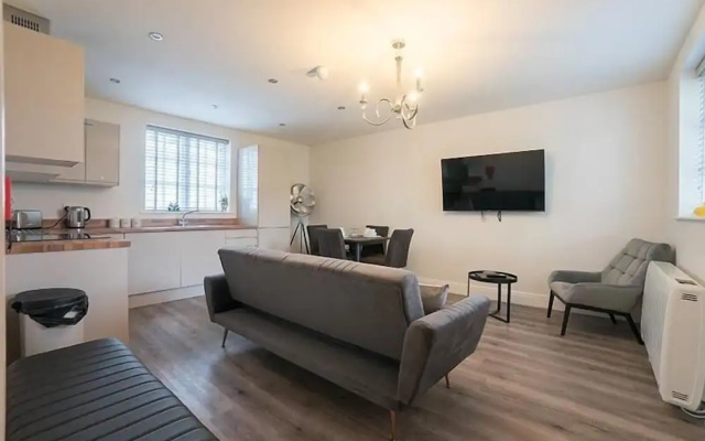 The Queens Arms Apartments