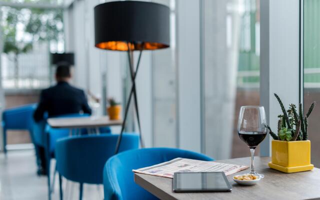 Holiday Inn Lima Airport by IHG