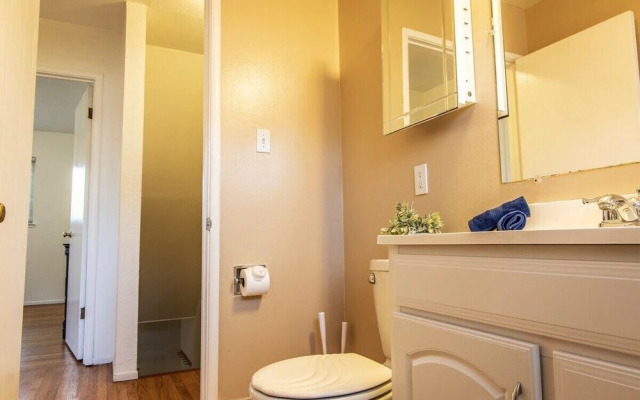 Sunny Two Bed in Richmond