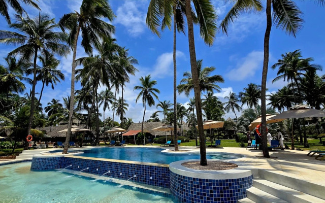 Bluebay Beach Resort & Spa