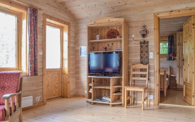 Beautiful Home in Olden With 3 Bedrooms and Wifi