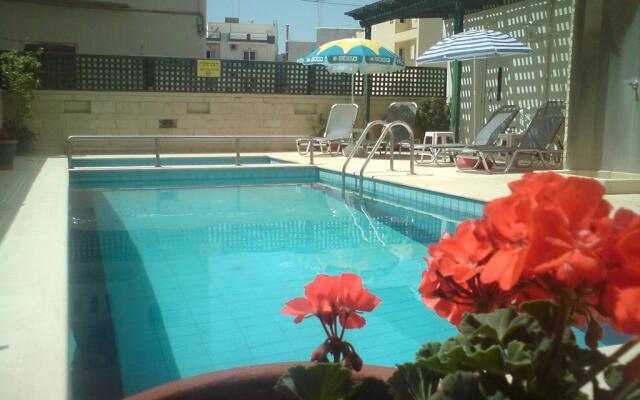 Irini Apartments