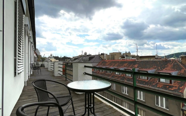 Hradební 10 - Terrace Apartments in the Old Town