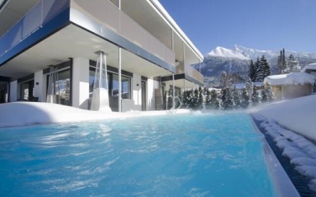 Living Seefeld Luxusapartment mit Privatpool