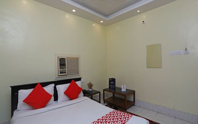 Oyo 16820 Ken Guest House