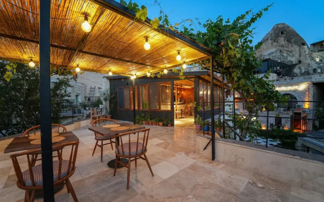 Matiana View Cave Hotel