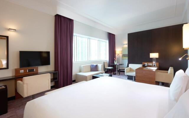 Pullman Dubai Jumeirah Lakes Towers