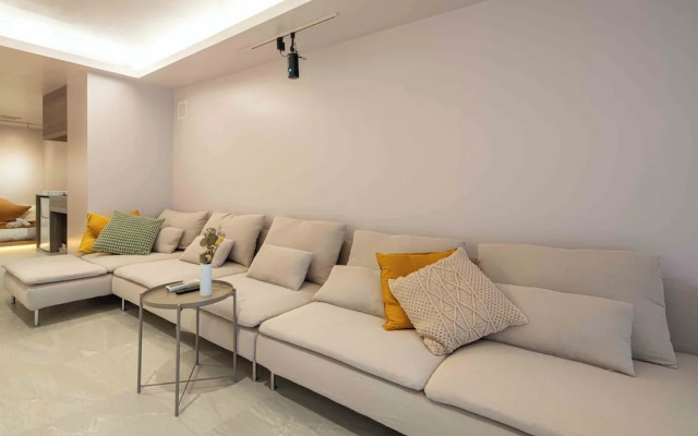 KUTSUROGI SAUNA and STAY