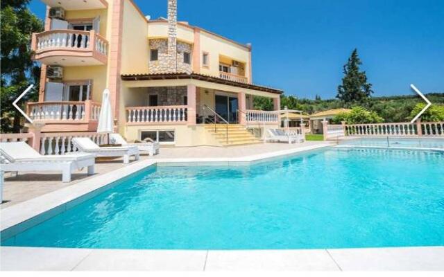 Villa Roula 6BR
