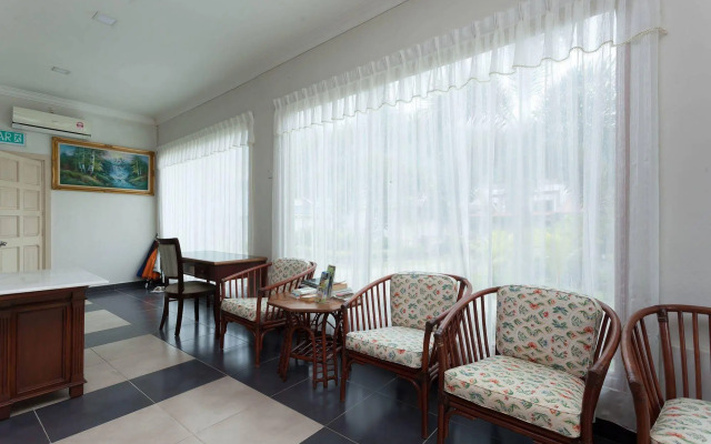 ZEN Rooms Pantai Rhu