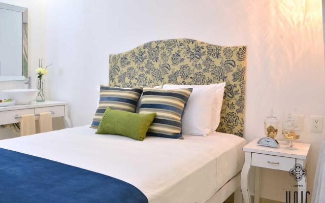 Unic Design Hotel - Near Mamitas Beach Club