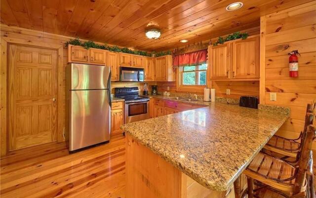 Close to Heaven - Two Bedroom Cabin