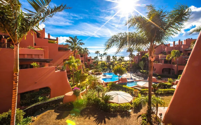 OleHolidays Torre Bermeja frente al mar y jacuzzi