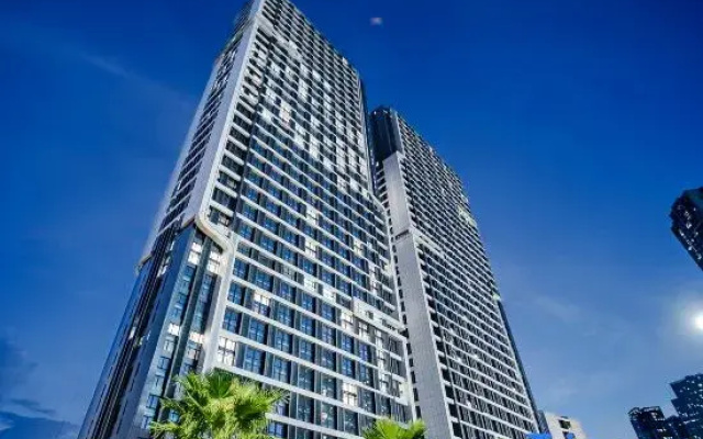 Yuju Executive Apartment (Guangzhou Nanzhou Subway Station)