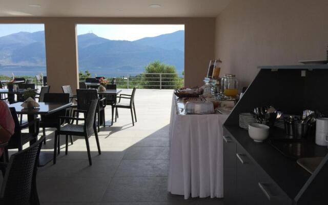 Phaedra Suites