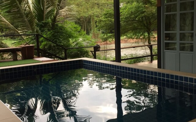 Thannam River Resort