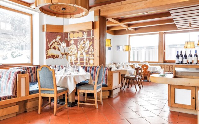 Hotel Pinzgauerhof by Skinetworks