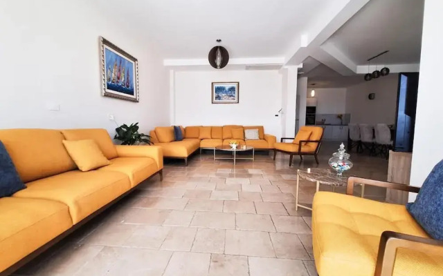 Connected Villas with Sea View
