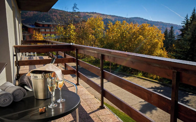 Dependence Hotel Golf