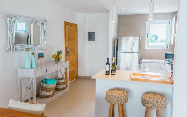 Beach Garden ground floor condo, D1