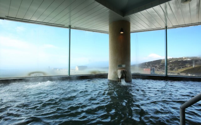 Guest House FUJI-HAKONE LAND - Hostel