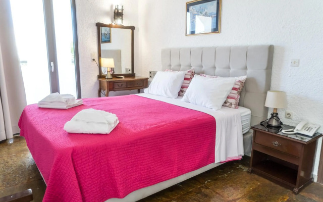 Malia Holidays Hotel