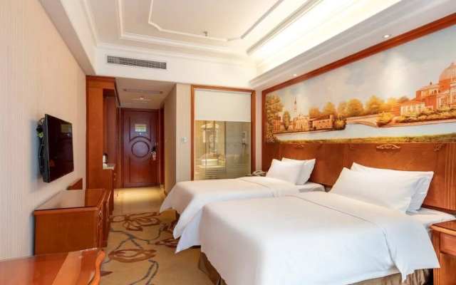 Vienna International Hotel QiandengLake