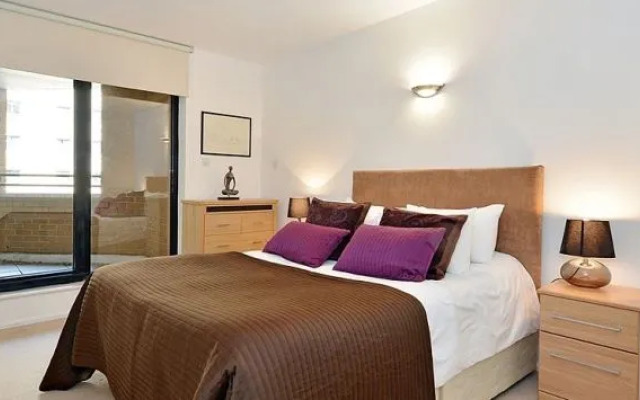 Oakwood at Point West Hotel