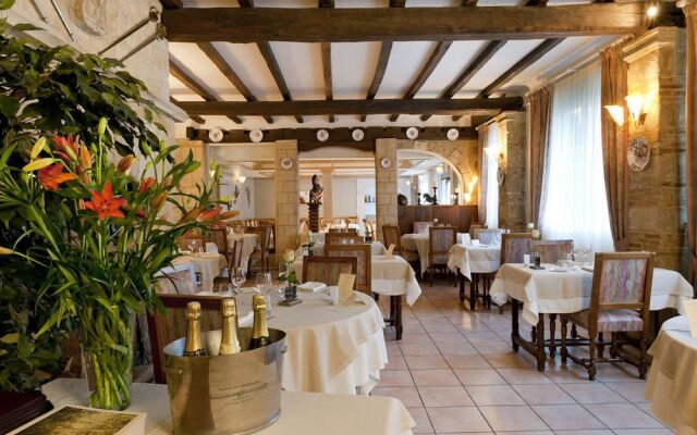 Hôtel restaurant Le Cheval Rouge
